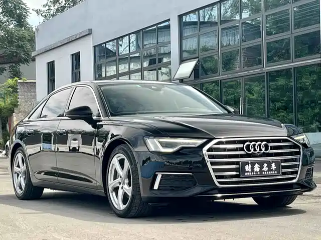 Audi A6L 2019 45 TFSI quattro Premium Elegance — фото 3