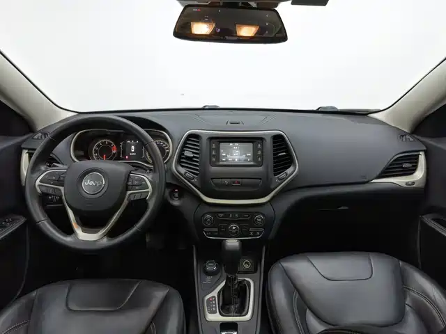 Jeep Cherokee 2016 2.4L Professional Edition — фото 5