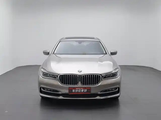 BMW 7 Series 2017 740Li Leading Edition — фото 3