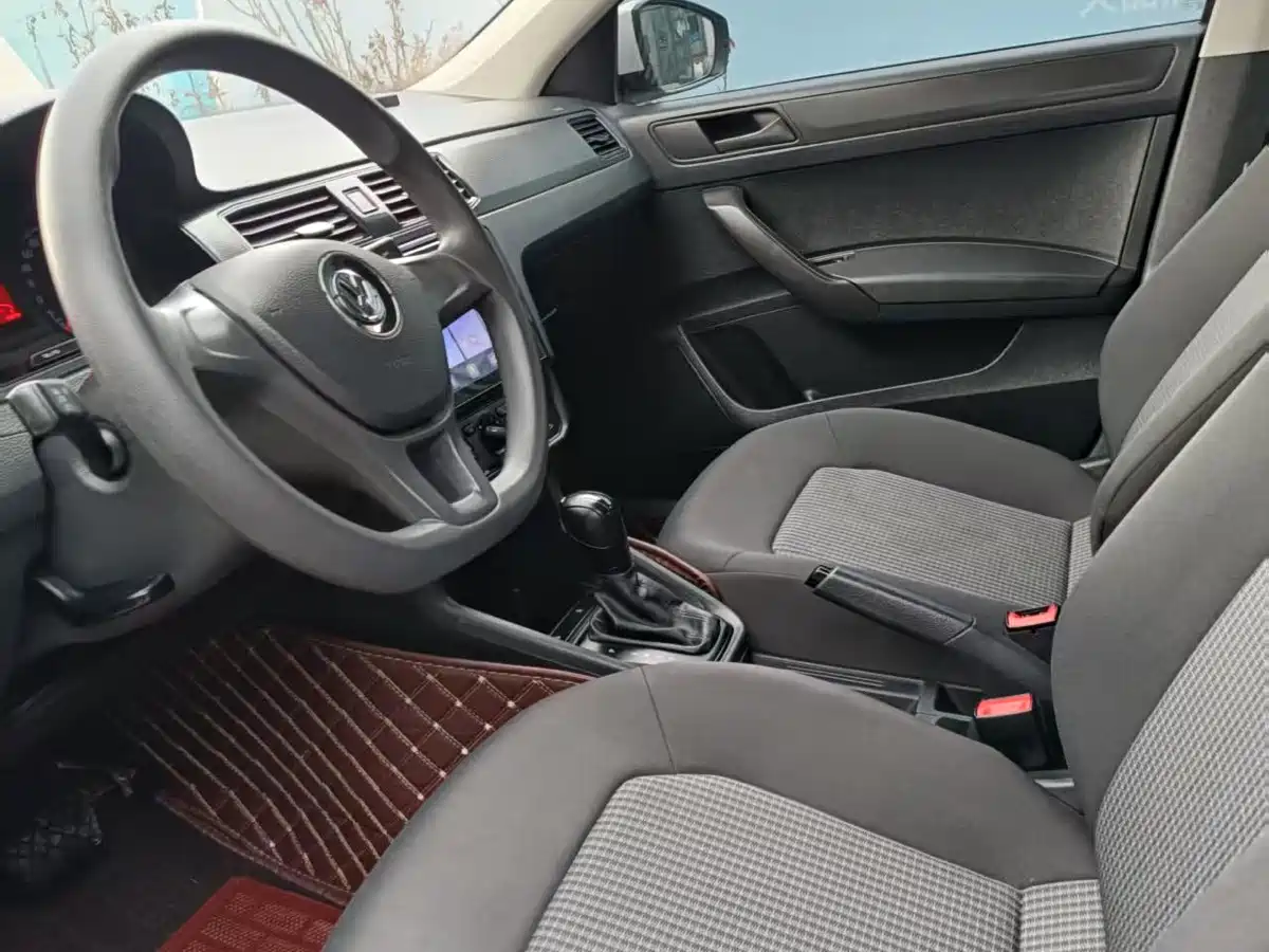 Volkswagen Santana 2019 1.5L Auto Trend Edition China V фото 4