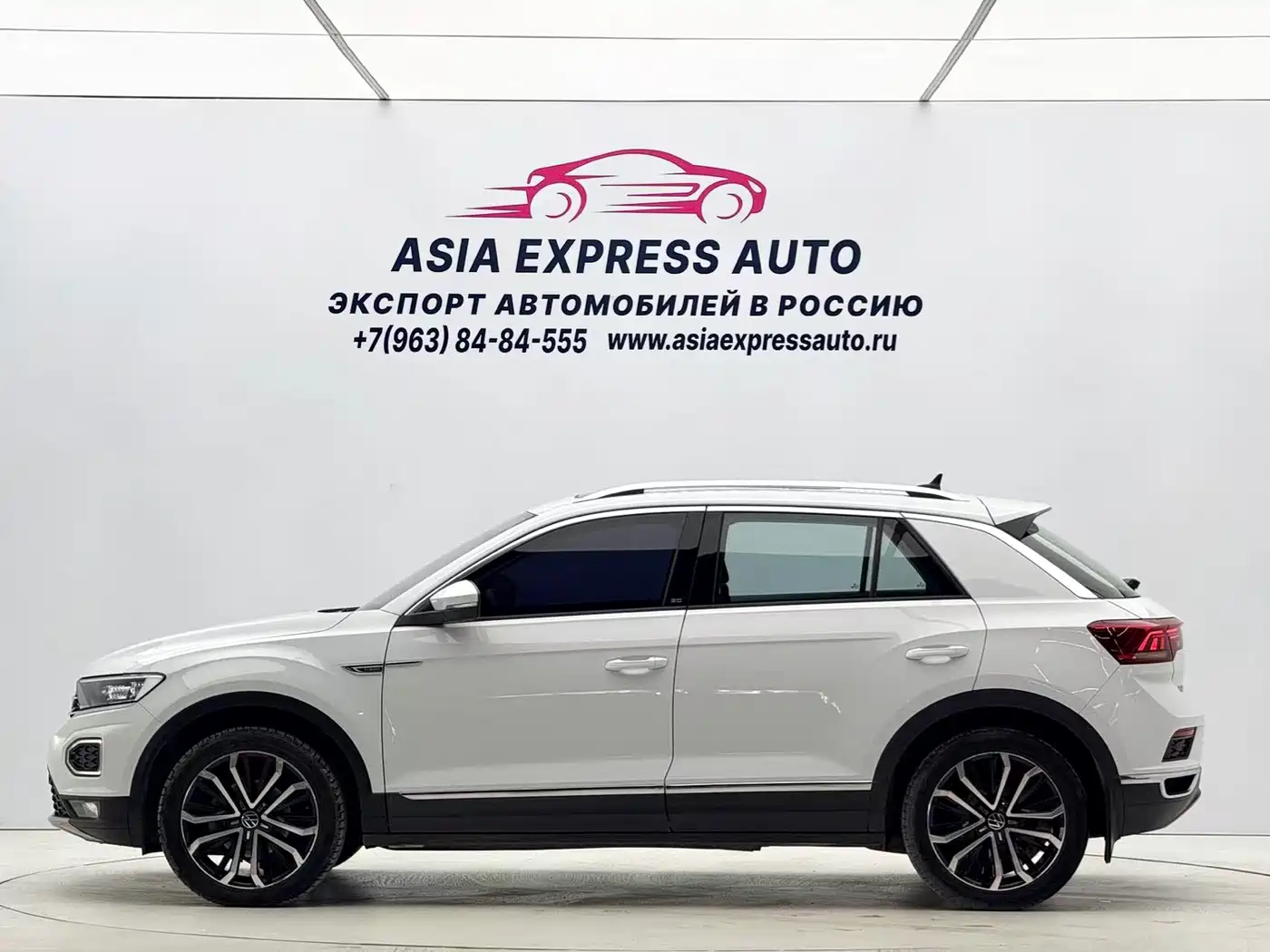 VOLKSWAGEN T ROC EXPLORING SONGS