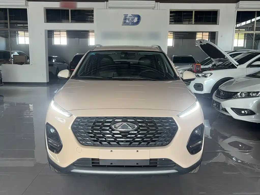 Chery Tiggo 3x 2023 2022 PLUS 1.5L CVT Fashion+