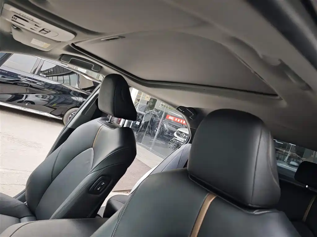 Toyota Camry 2019 Facelift 2.0G Luxury Edition фото 16