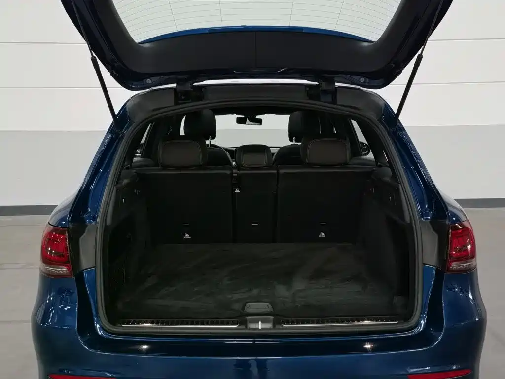 Фото 16 - Mercedes-Benz GLC