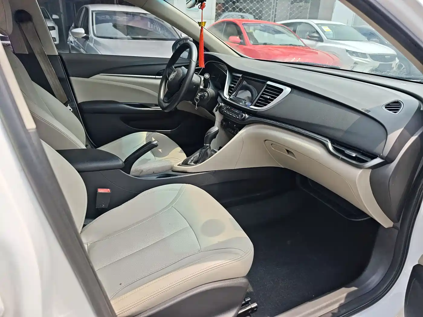 Buick Excelle 2016 15N Automatic Elite фото 11