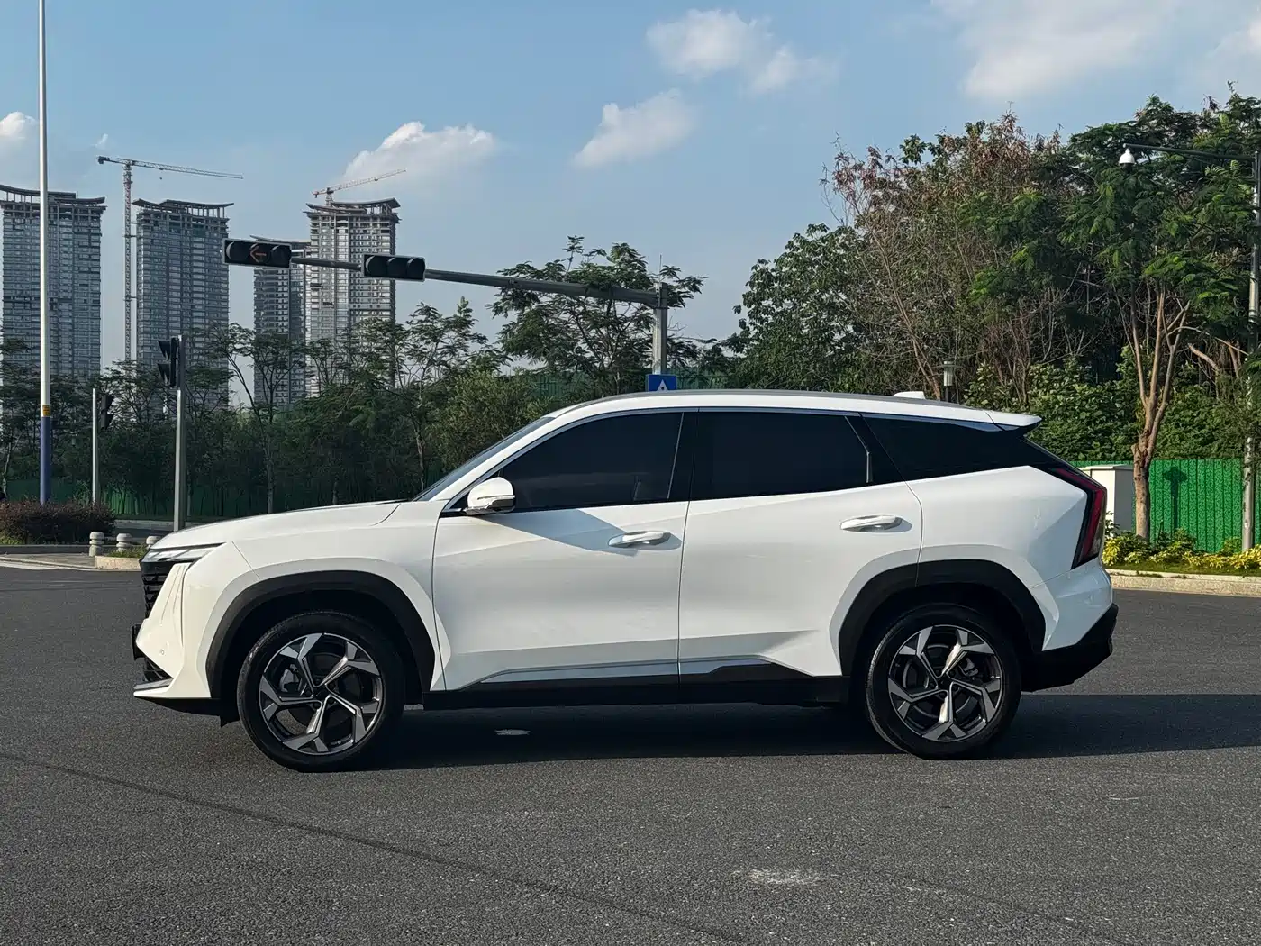 GEELY BOYUE L