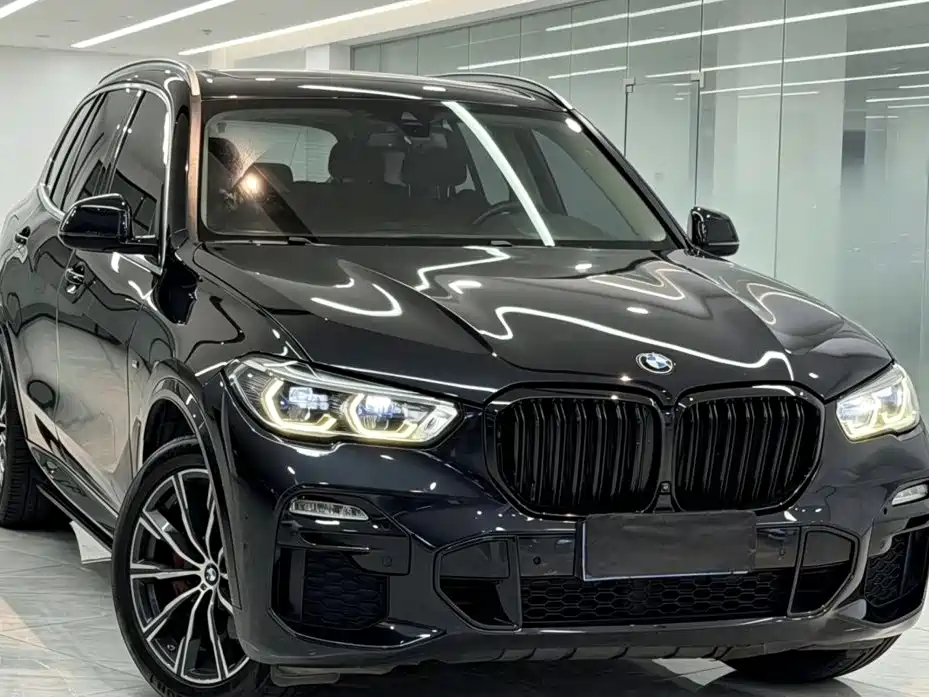 Photo 2 - BMW X5 (Import)