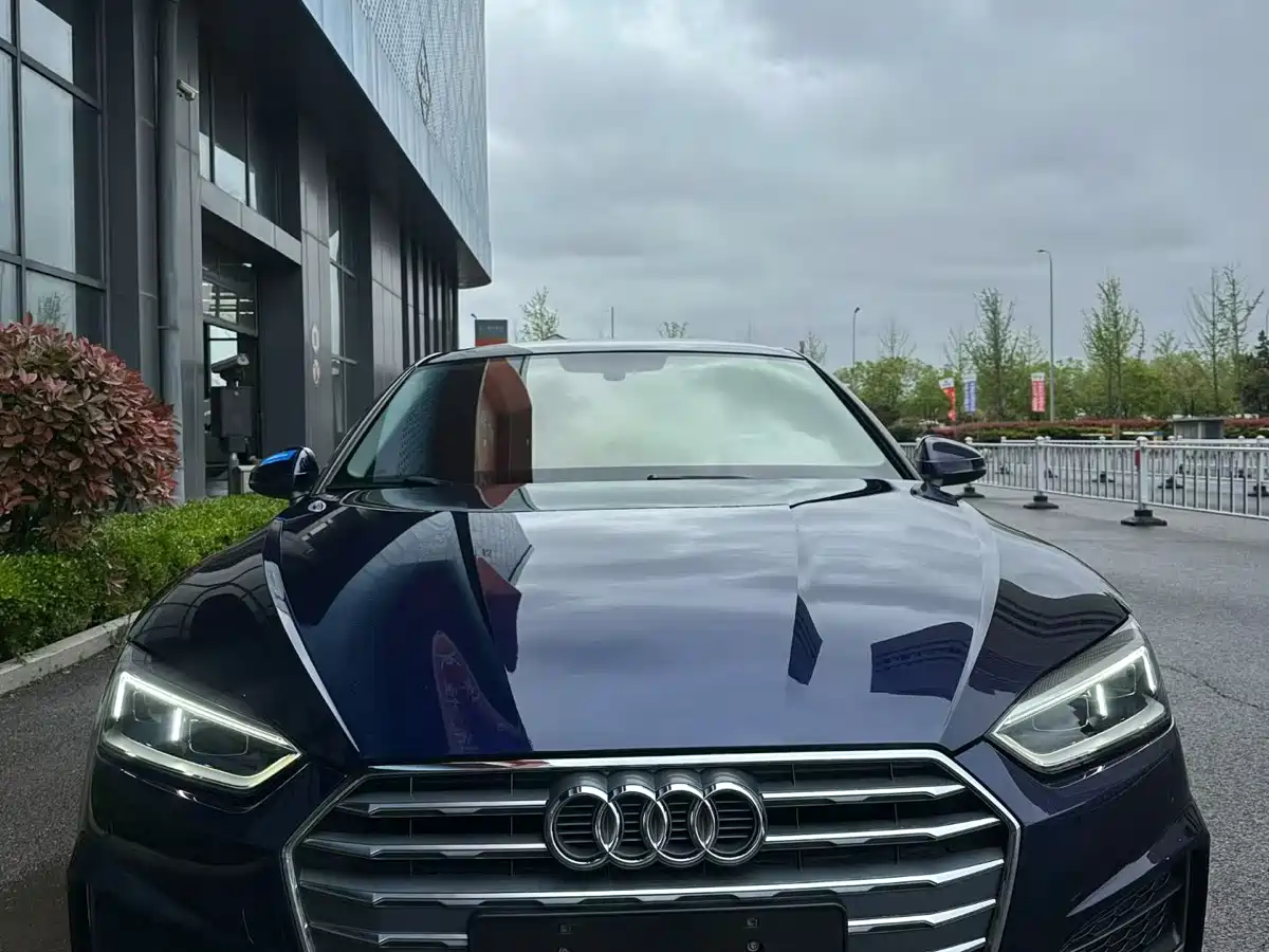 Audi A5 (Import) 2017 Sportback 40 TFSI Fashion фото 2