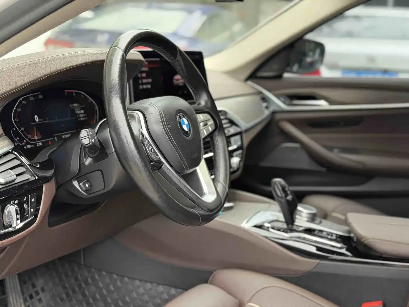 BMW 5 Series 2021 530Li Premium Luxury Package фото 10