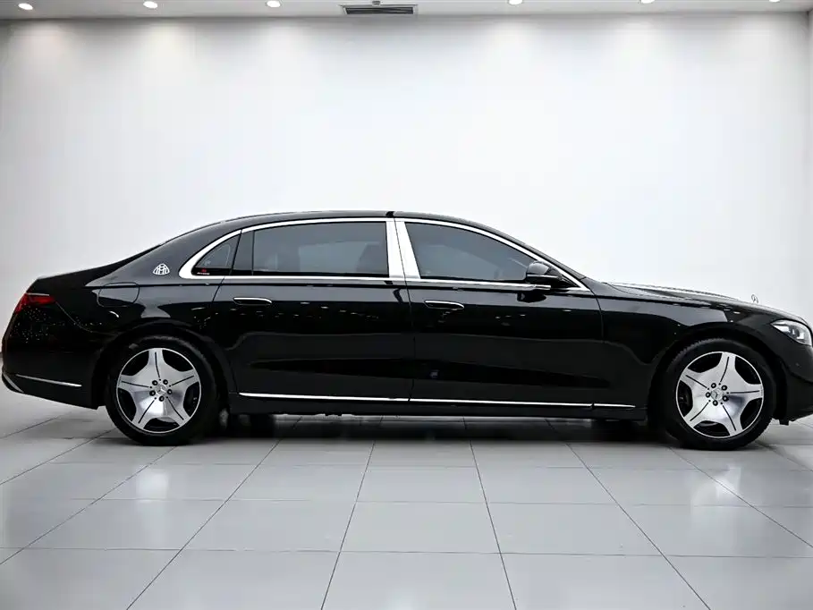 Mercedes-Benz Maybach S-Class 2025 Model S 480 4MATIC фото 6