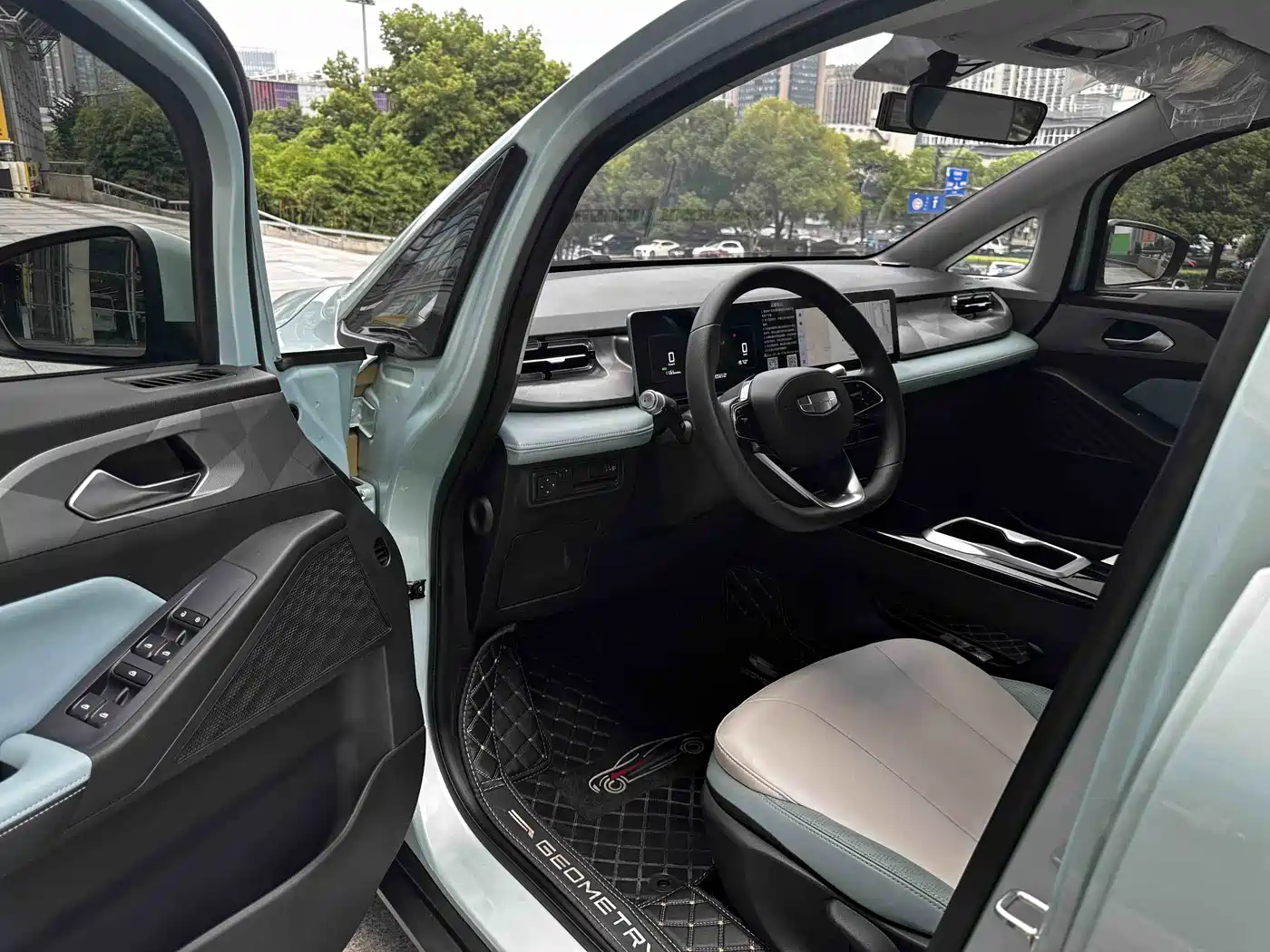 Geely Geometry E Firefly 2024 2024 Model 301km Starlight