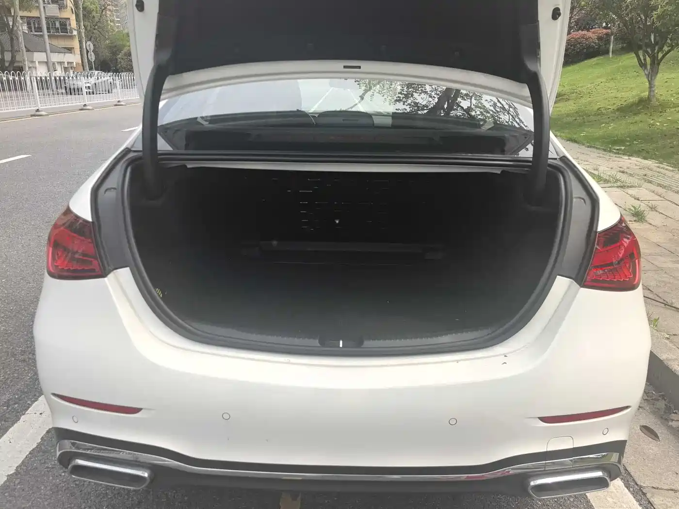 Mercedes-Benz C-Class 2024 C 260 L Sport фото 11