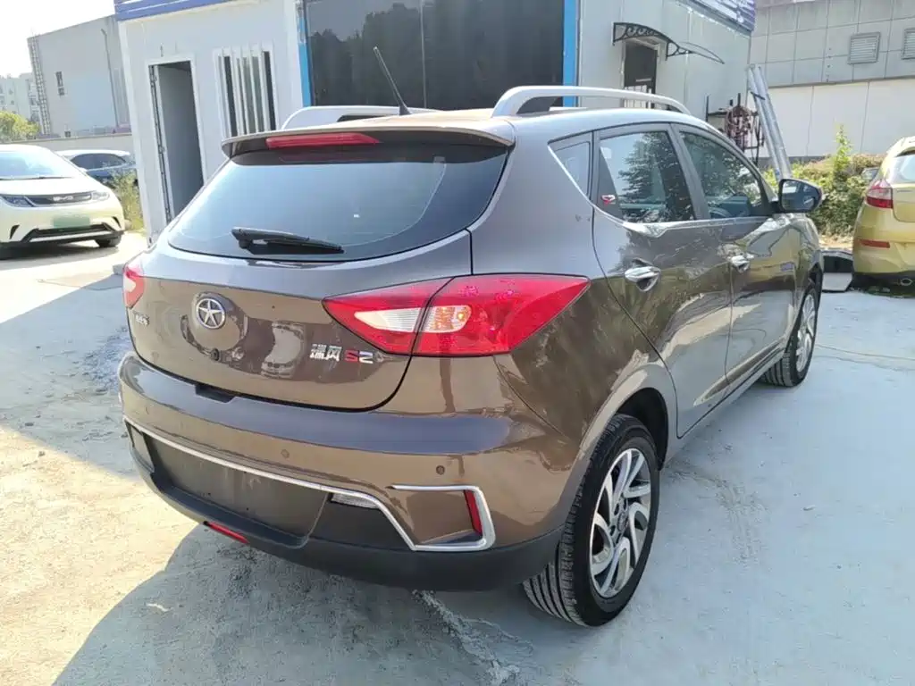 Фото 7 - JAC Refine S2
