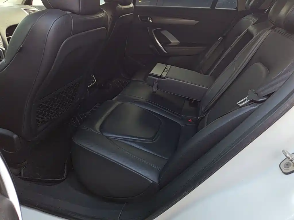 DS 5LS 2015 2014 1.8L Elegance VTi140