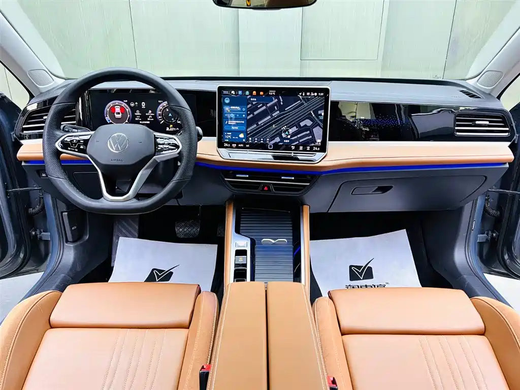 Volkswagen Magotan 2024 300TSI DSG Premium Edition (Eye-catching Package) фото 9