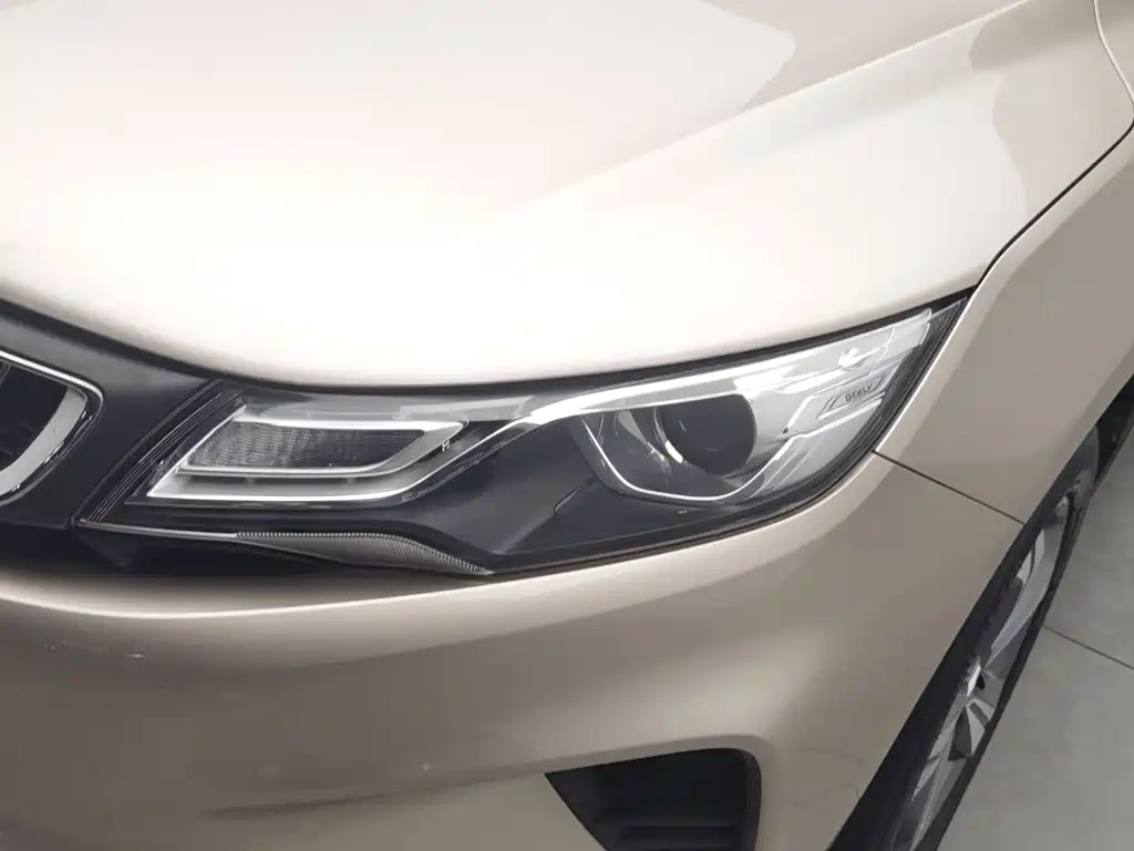 Photo 7 - Geely Emgrand GL