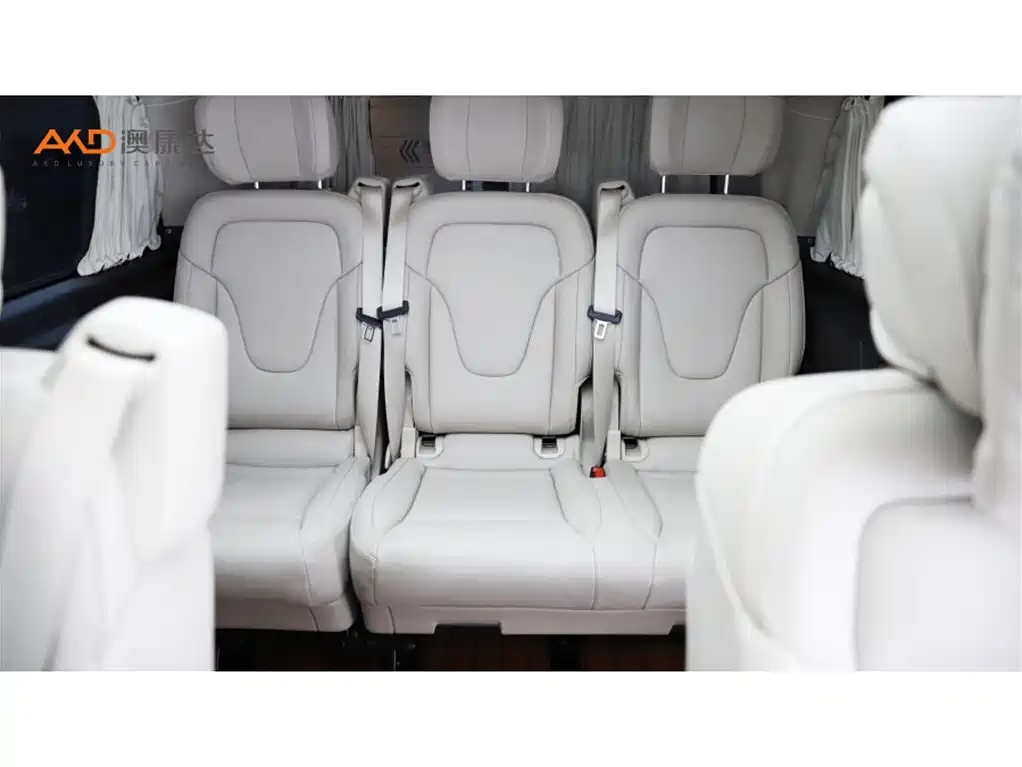 Mercedes-Benz V-Class 2022 V 260 L Long Wheelbase Luxury Edition фото 9