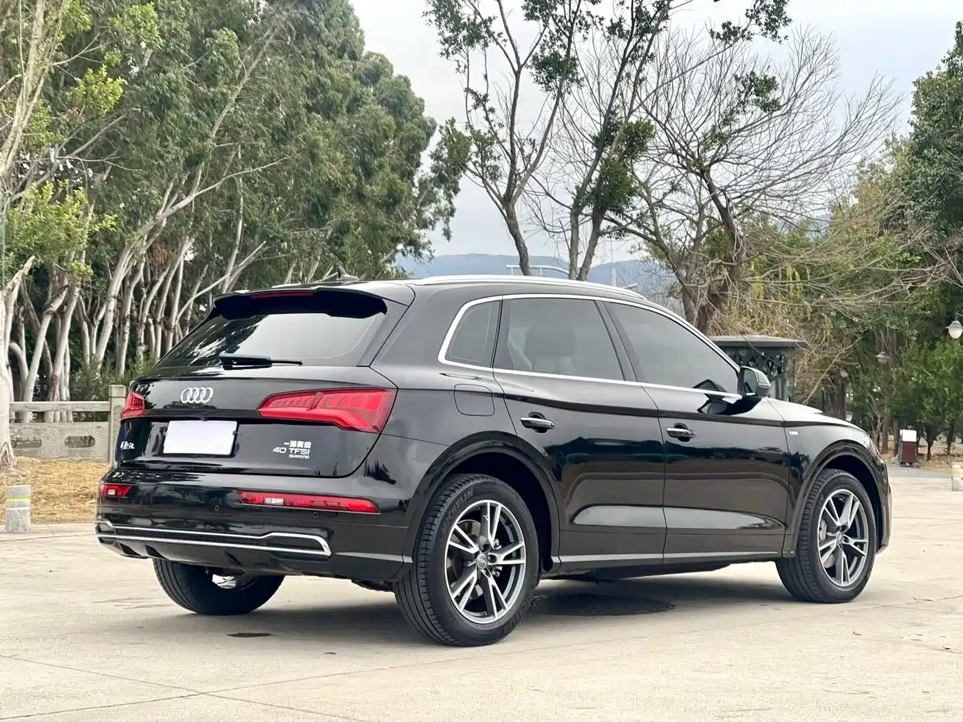 AUDI Q5L