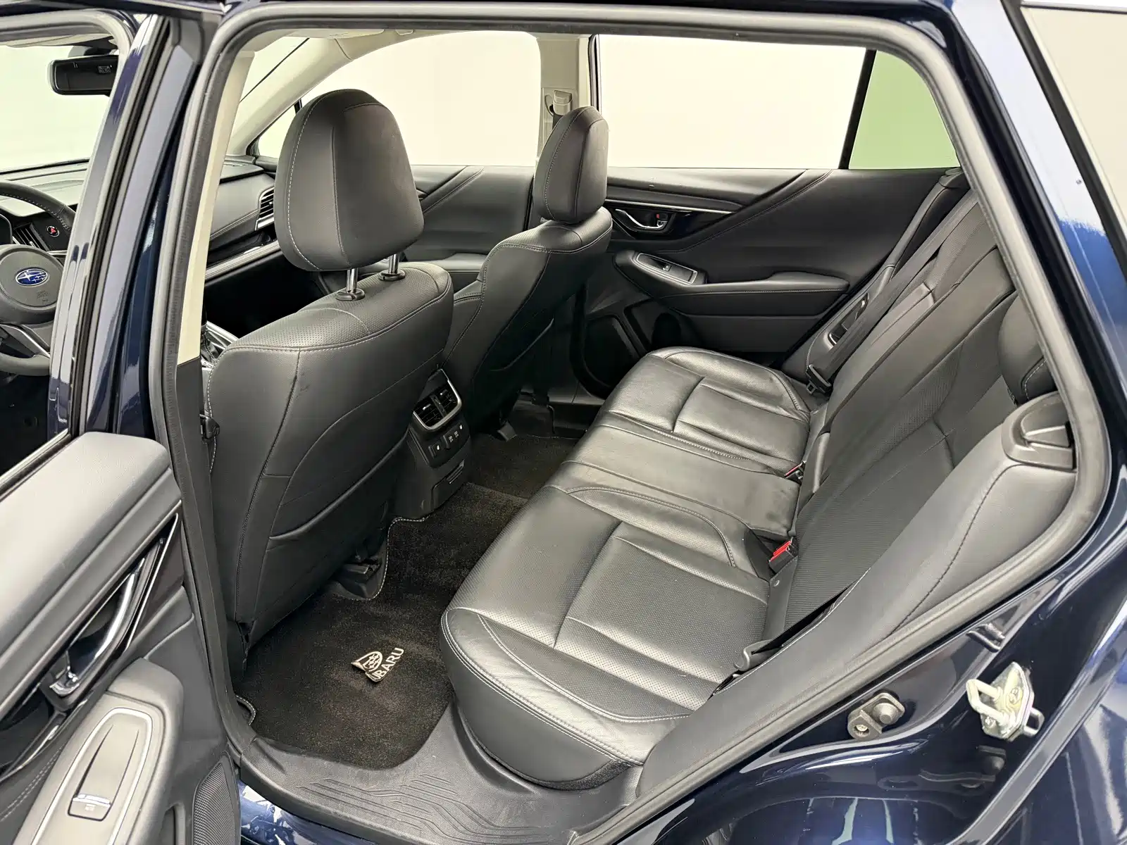 Фото 16 - Subaru Outback