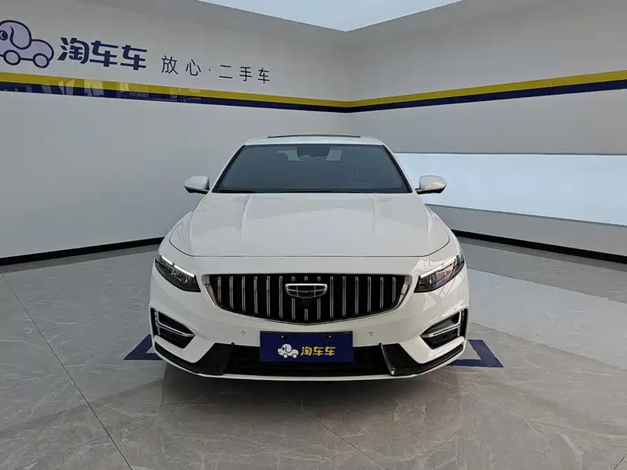 Фото 2 - Geely Preface