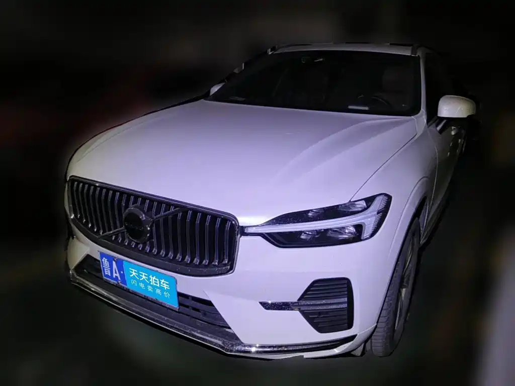 Volvo Volvo XC60 2022 B5 AWD R-Design