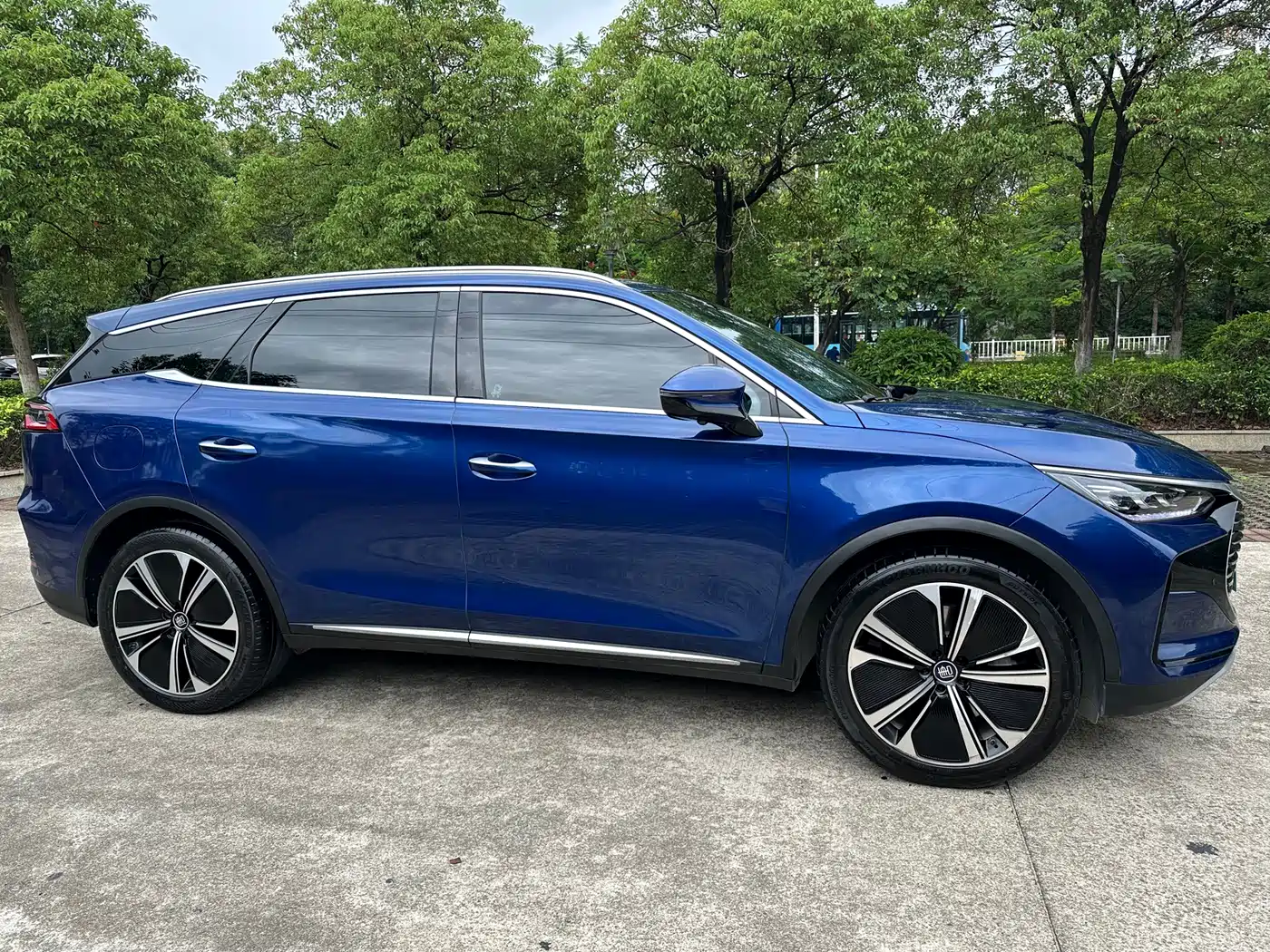 BYD Tang New Energy 2022 DM-p 215KM AWD Flagship фото 3