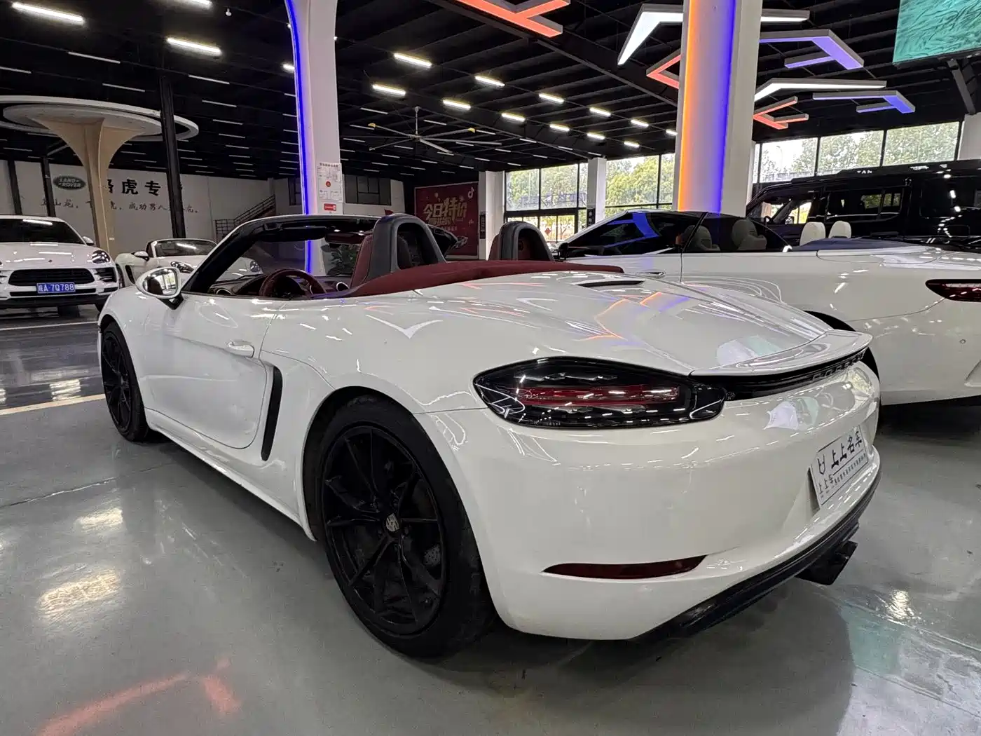 Porsche 718 2018 Boxster 2.0T фото 8