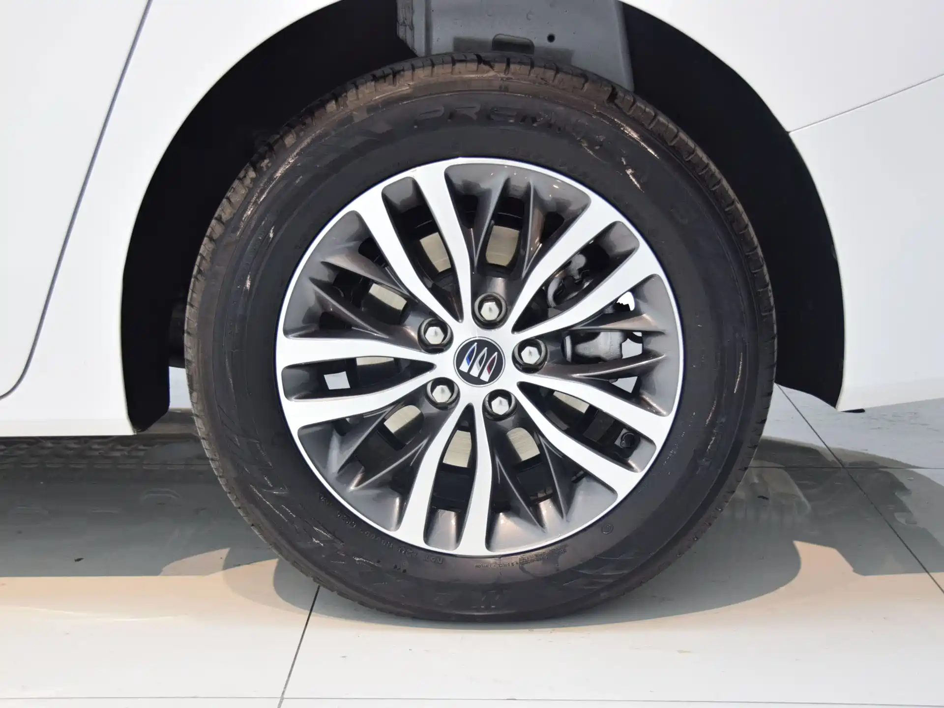 Фото 27 - Buick GL8