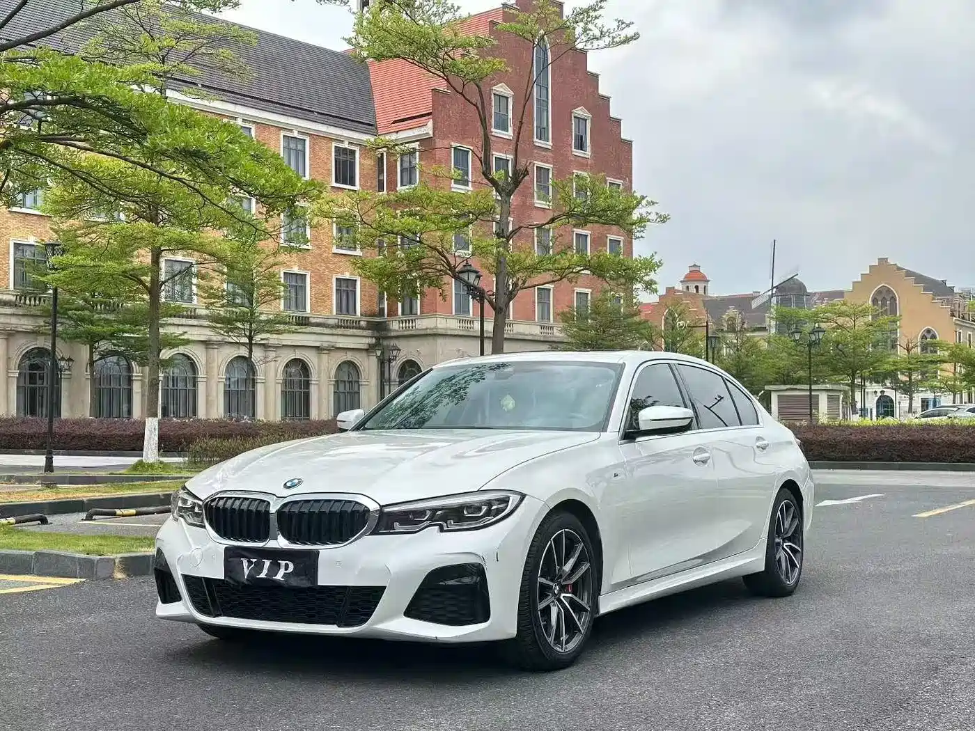 BMW 3 Series 2020 325Li M Sport Package