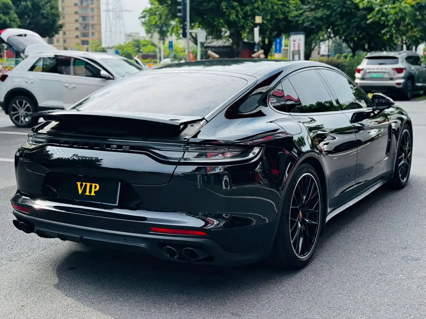Photo 9 - Porsche Panamera