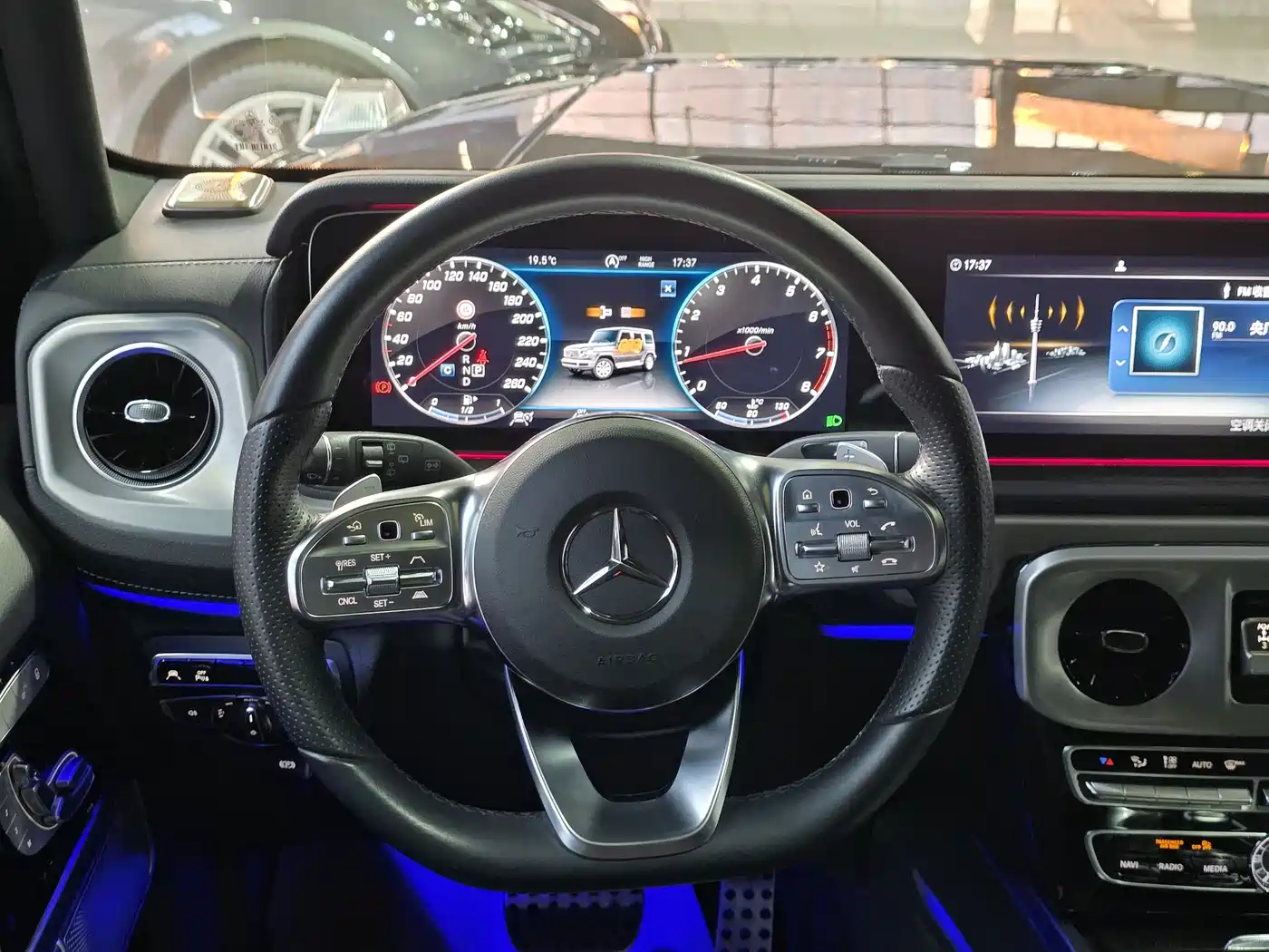 Mercedes-Benz G-Class 2024 G 350 фото 14