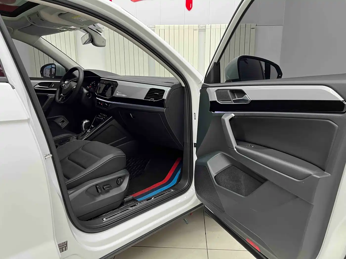 Volkswagen Tayron 2022 280TSI 2WD Luxury Smart Connect Edition фото 21