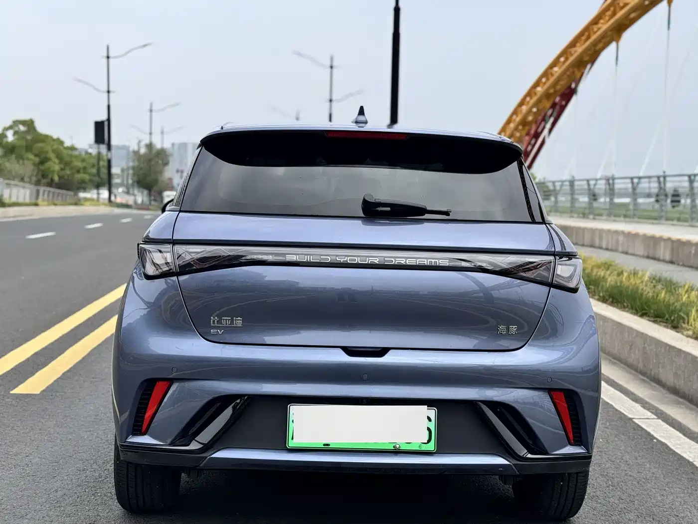 BYD Dolphin 2024 Glory Edition 420km Fashion Edition фото 8