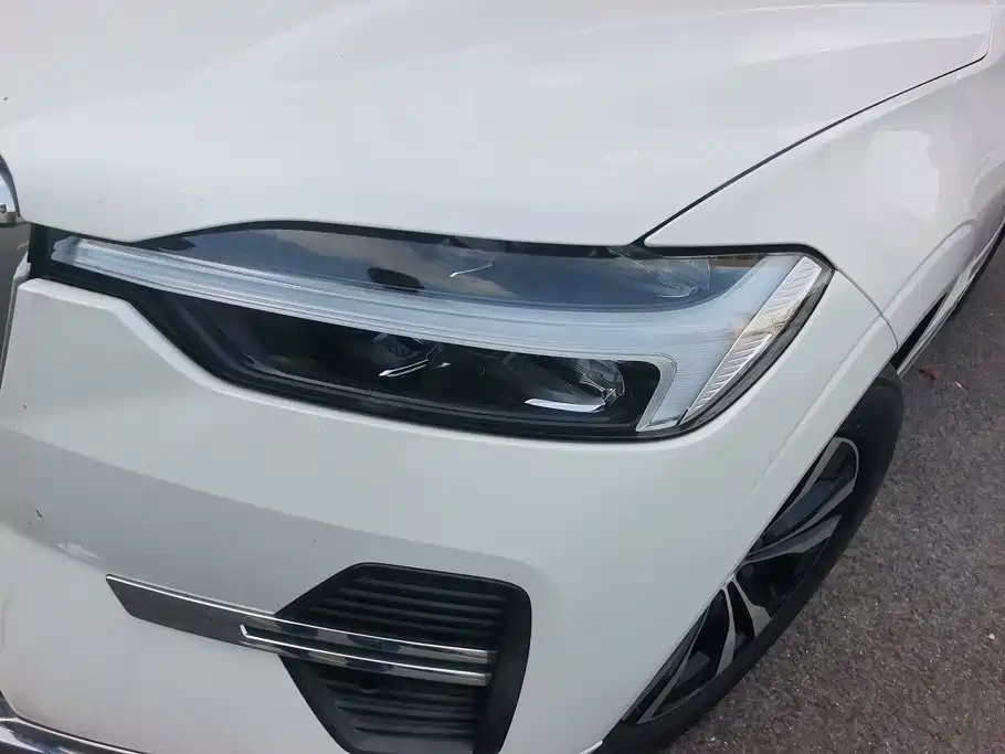 2025 Volvo XC60