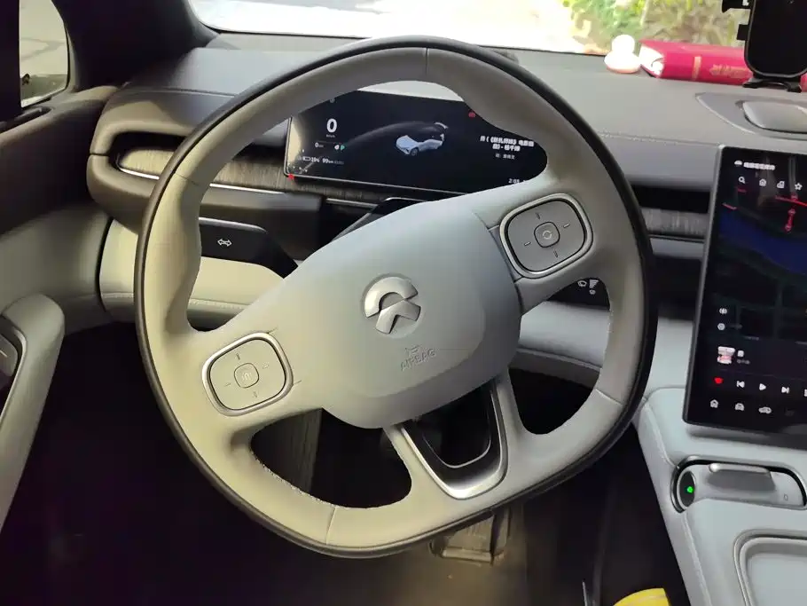Фото 15 - NIO ES6