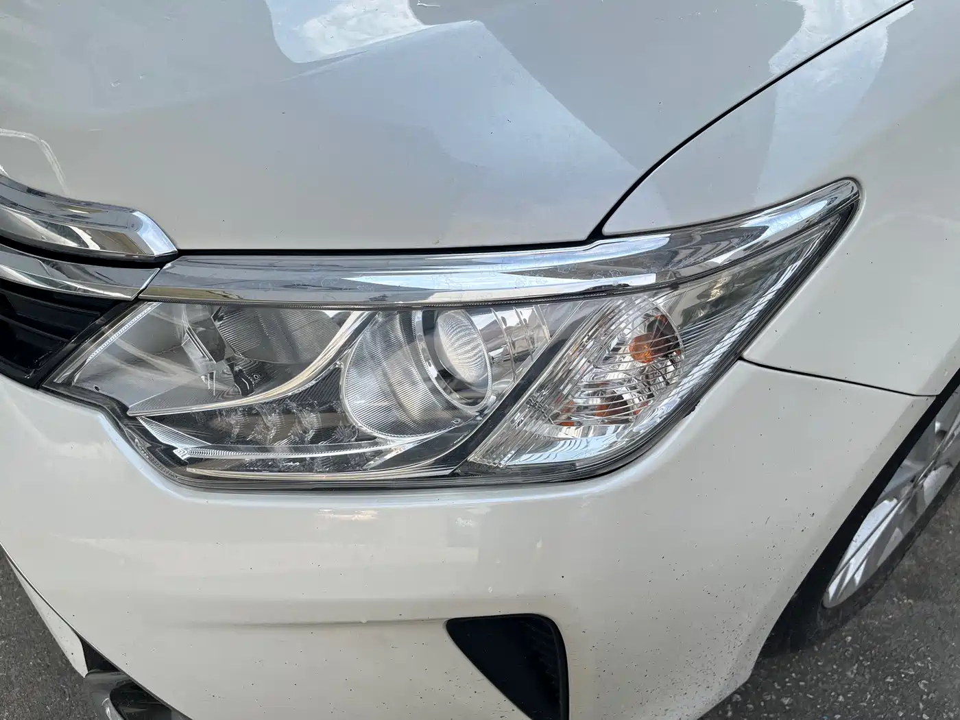 Toyota Camry 2016 2.0G 10th Anniversary Leading Edition фото 16