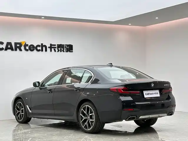 BMW 5 Series 2023 530Li Premium M Sport Package — фото 3