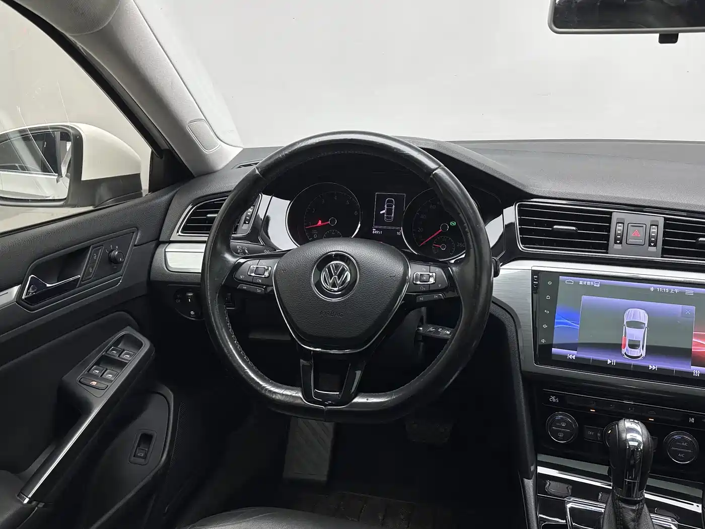 Volkswagen Lamando 2015 280TSI DSG Comfort фото 11