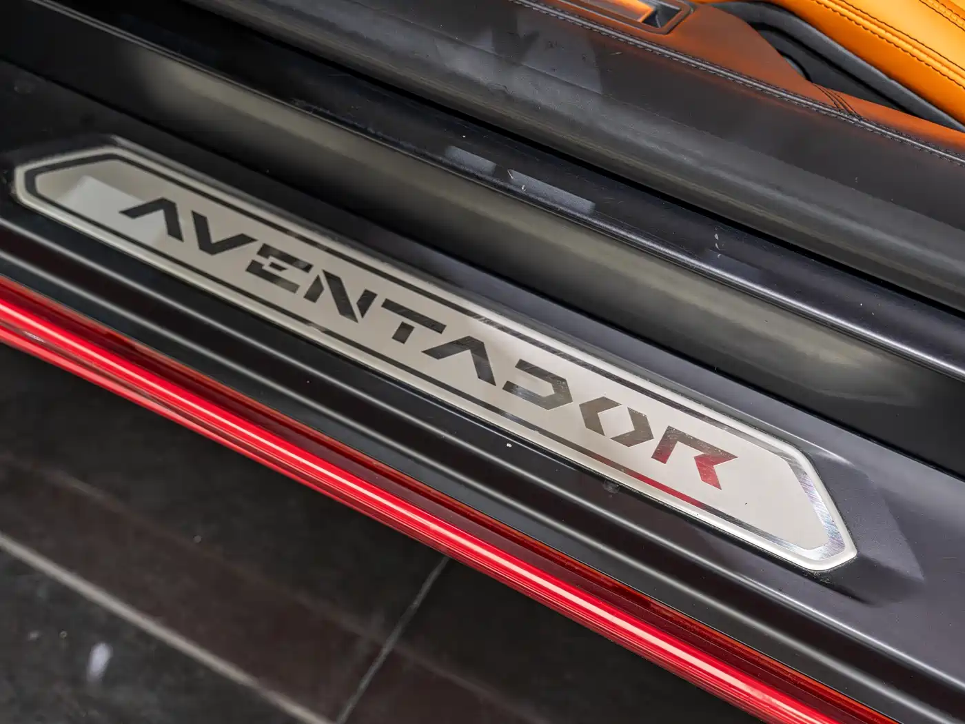 Lamborghini Aventador 2013 2011 LP 700-4