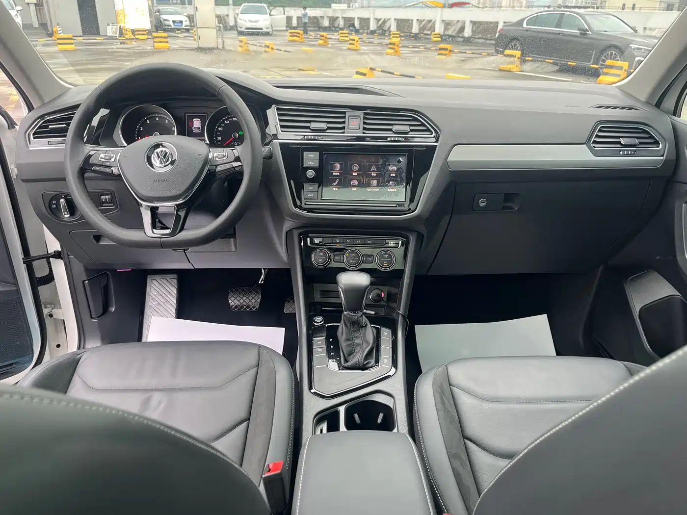 Volkswagen Tiguan L 2019 330TSI Automatic 2WD Panorama Comfort Edition China VI фото 7