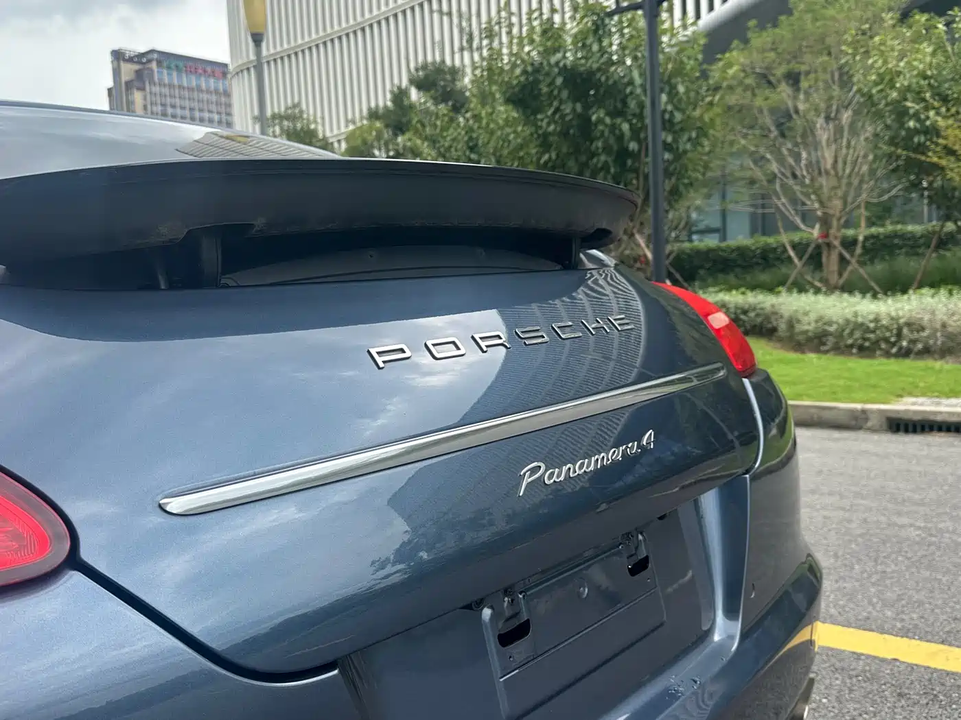 Porsche Panamera 2010 2010 Panamera 4 3.6L