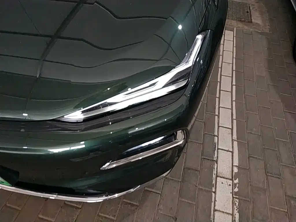 Geely Galaxy Galaxy Xingyao 8 2025 130km EM-P Starship Edition фото 24