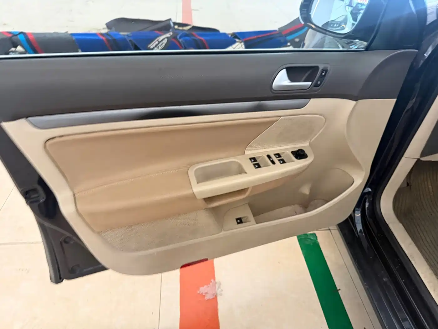 Фото 22 - Volkswagen Sagitar