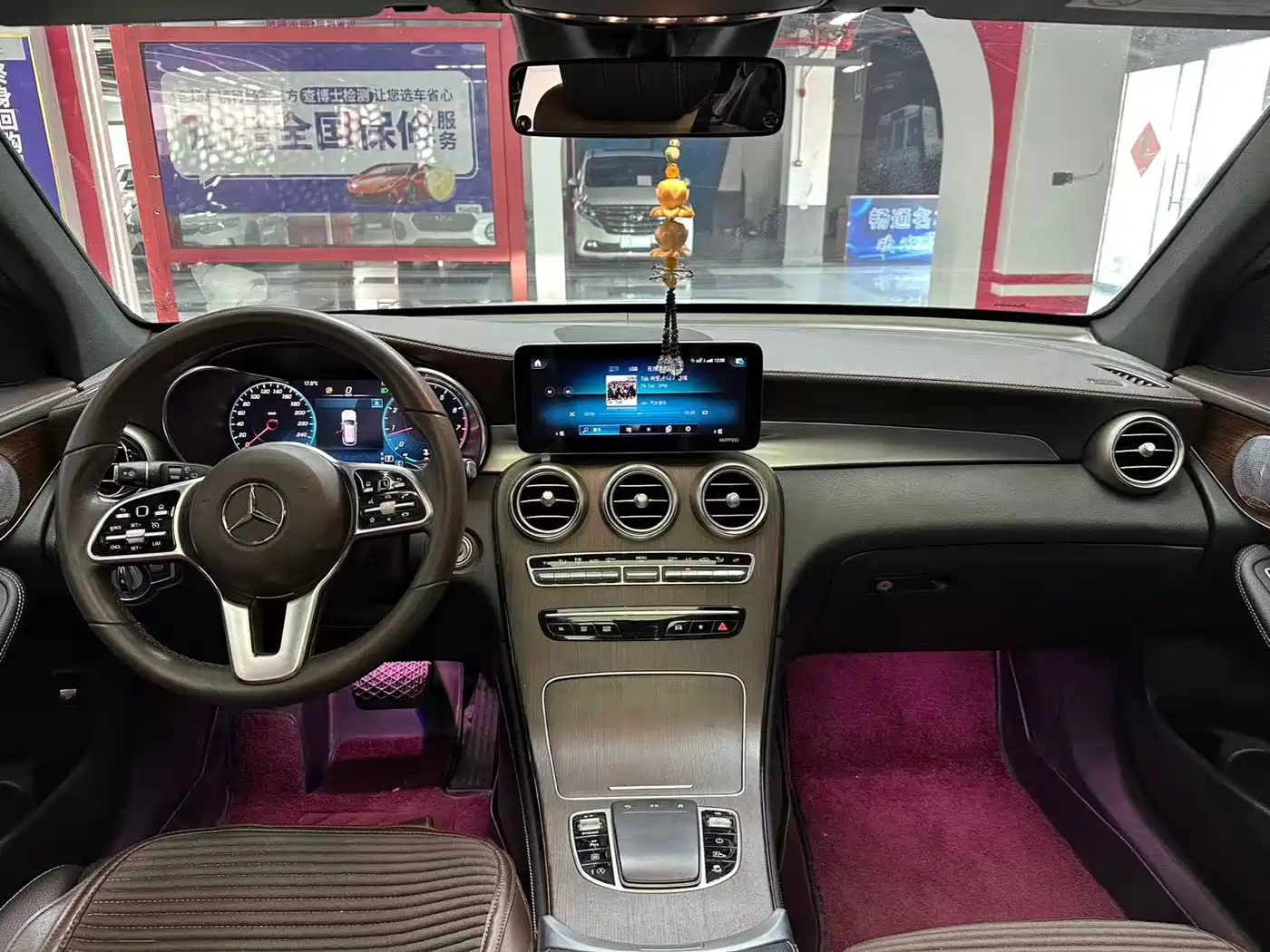 Mercedes-Benz GLC 2021 GLC 300 L 4MATIC Sporty фото 6
