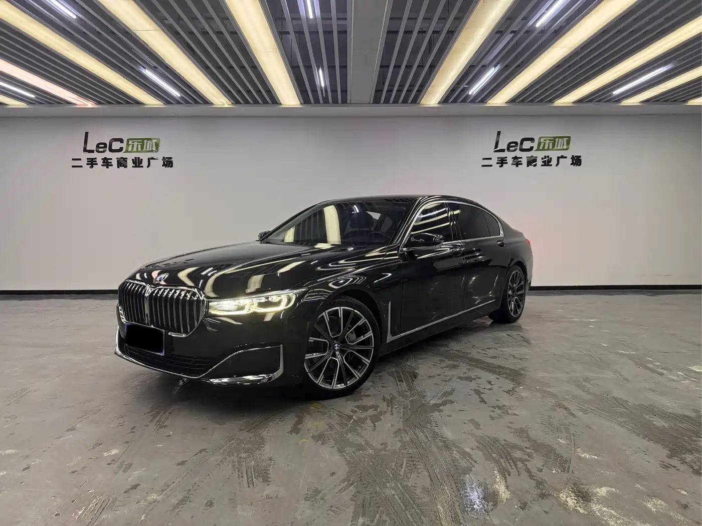 BMW 7 Series 2021 Model 740Li Leading Luxury Package