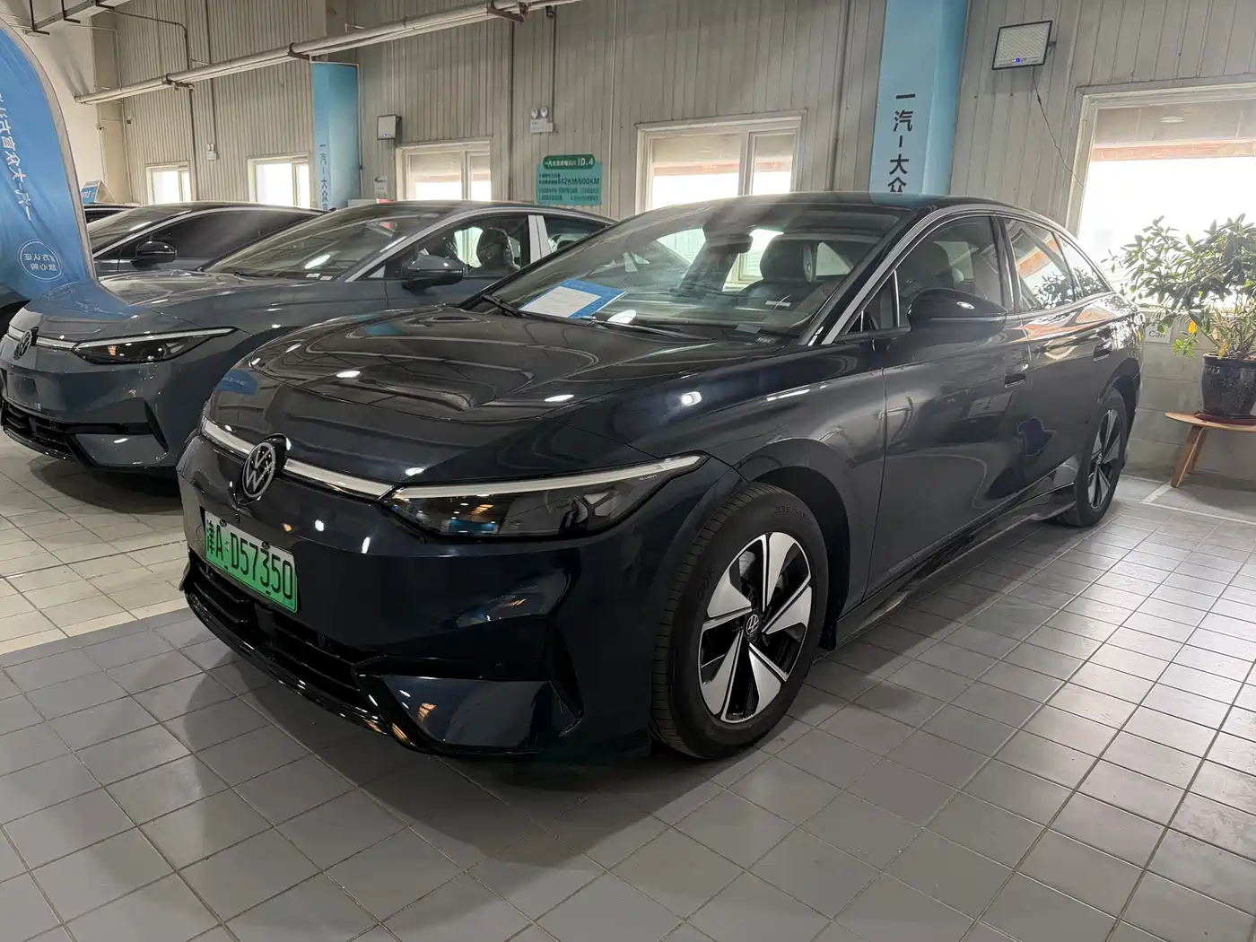 VOLKSWAGEN ID.7 VIZZION