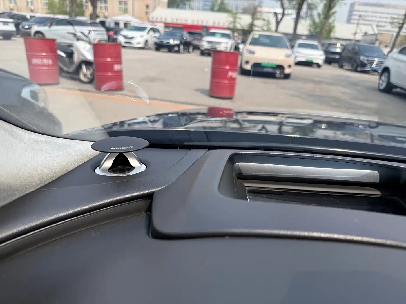 Audi A8 2014 A8L 6.3 FSI W12 quattro Flagship фото 9
