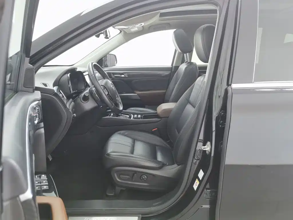 GAC Trumpchi Trumpchi GS7 2017 2017 320T 2WD Luxury Smart Connect