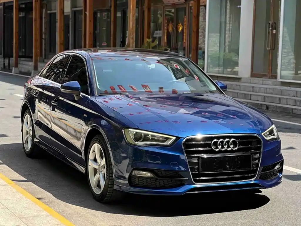 Audi A3 (Import) 2016 2015 Limousine 45 TFSI S line Luxury