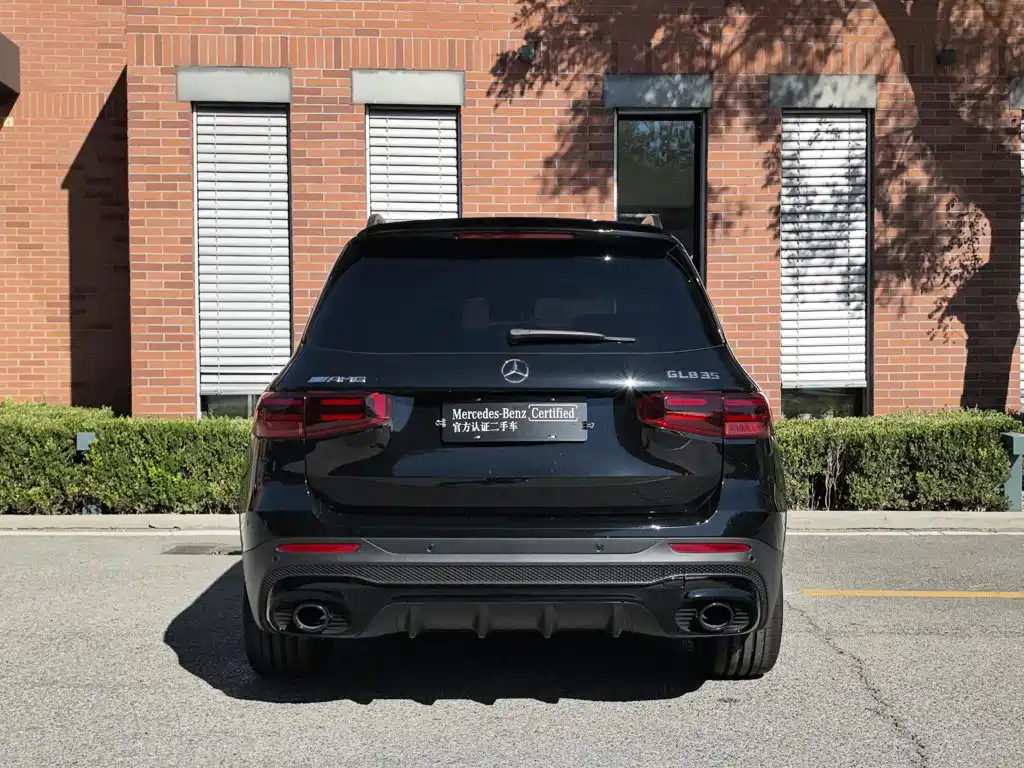 Mercedes-Benz GLB AMG 2026 2024 AMG GLB 35 4MATIC